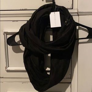 Beyond Yoga infinity scarf